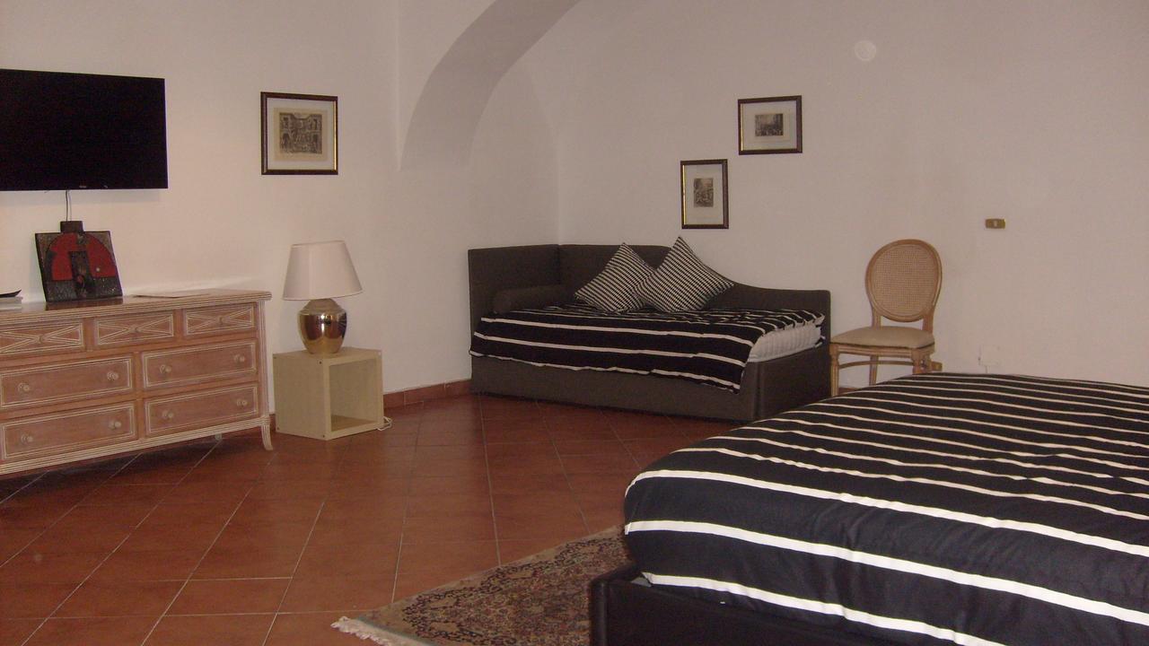 Suite Palazzo Serra Di Cassano Napoli Esterno foto