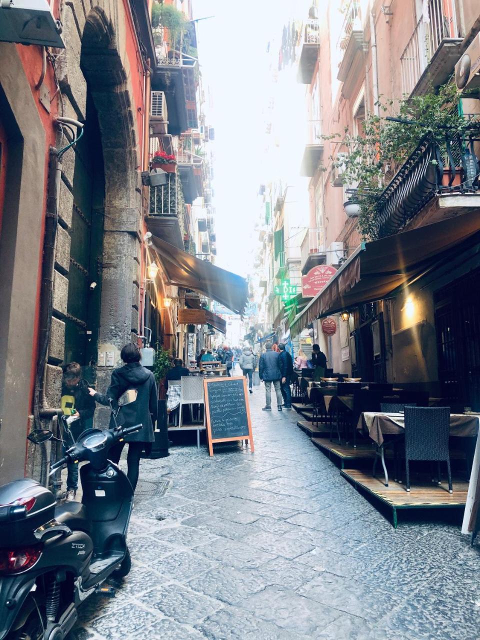 Suite Palazzo Serra Di Cassano Napoli Esterno foto