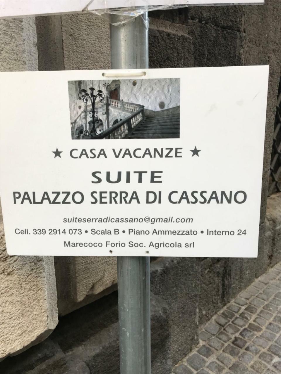 Suite Palazzo Serra Di Cassano Napoli Esterno foto