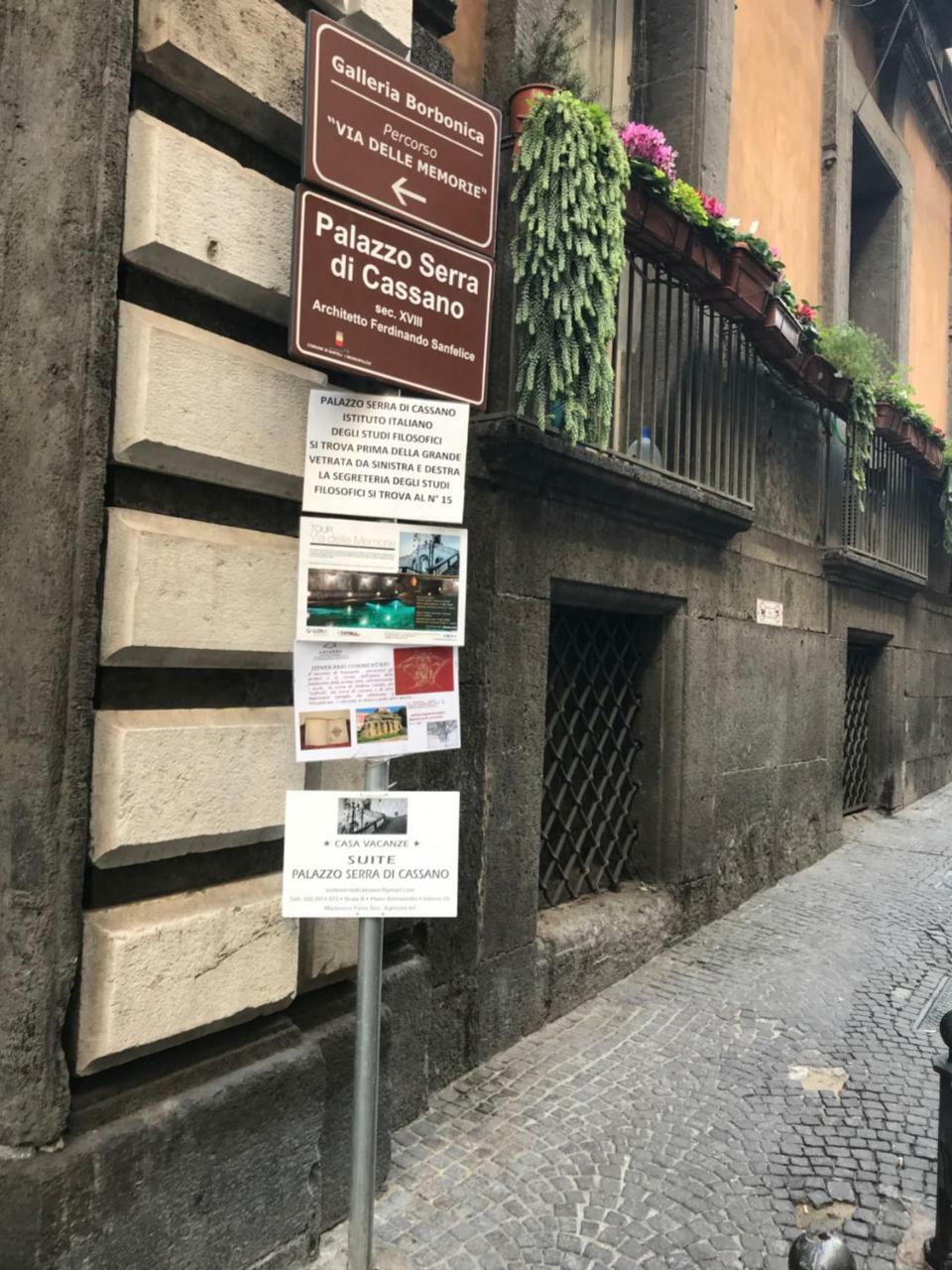 Suite Palazzo Serra Di Cassano Napoli Esterno foto